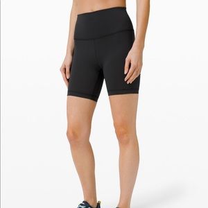 Lululemon Wunder Train 6” size 4